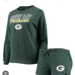 Green Bay Packers Sashed Fleece Long Sleeve T-shirt and Dhorts Lounge Set